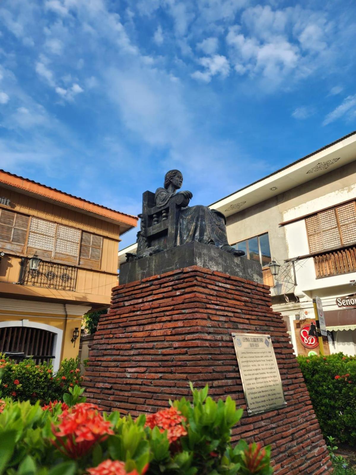 The Orange House - Vigan Villa Luaran gambar